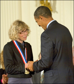 Obama awards Fowler